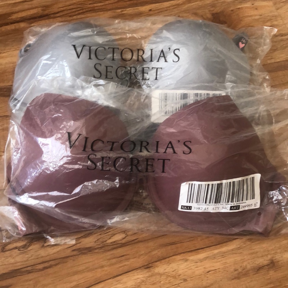 3 Never worn Victoria Secret Push-up bras 34C